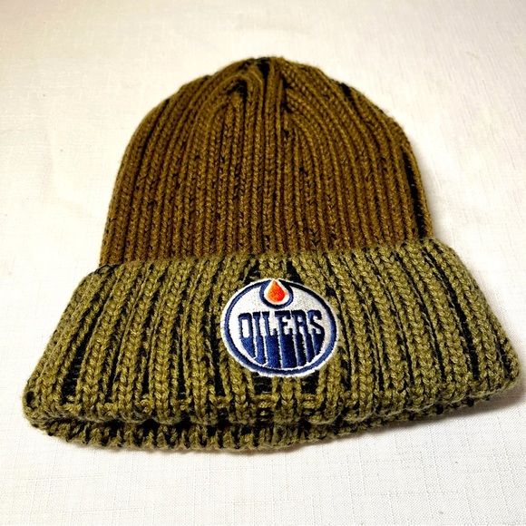 Adidas EDMONTON OILERS one size Knit hat toque. Never worn. NHL - Picture 1 of 4